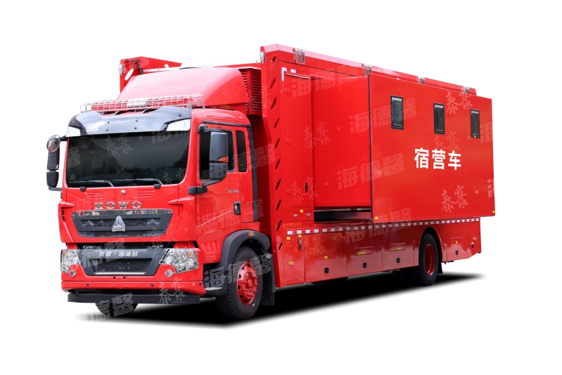 扩展式宿营车